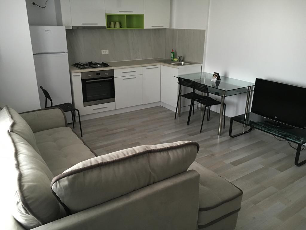 Nirvana Accommodation Bukarest Eksteriør billede