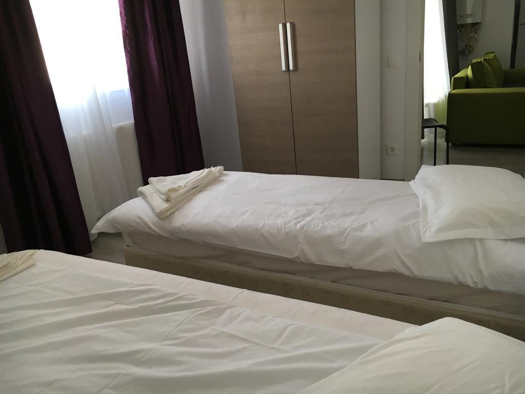 Nirvana Accommodation Bukarest Eksteriør billede