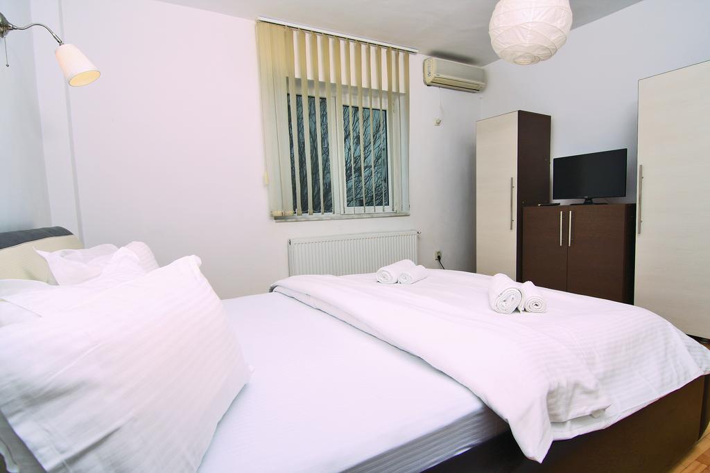 Nirvana Accommodation Bukarest Eksteriør billede