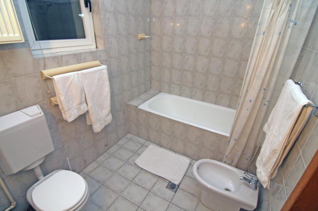 Nirvana Accommodation Bukarest Eksteriør billede